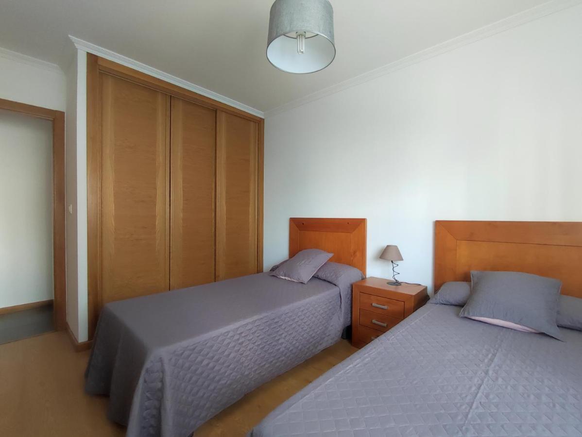 Alojamiento entero, piso 3 habitaciones,5 personas Caldas De Reis Exterior foto